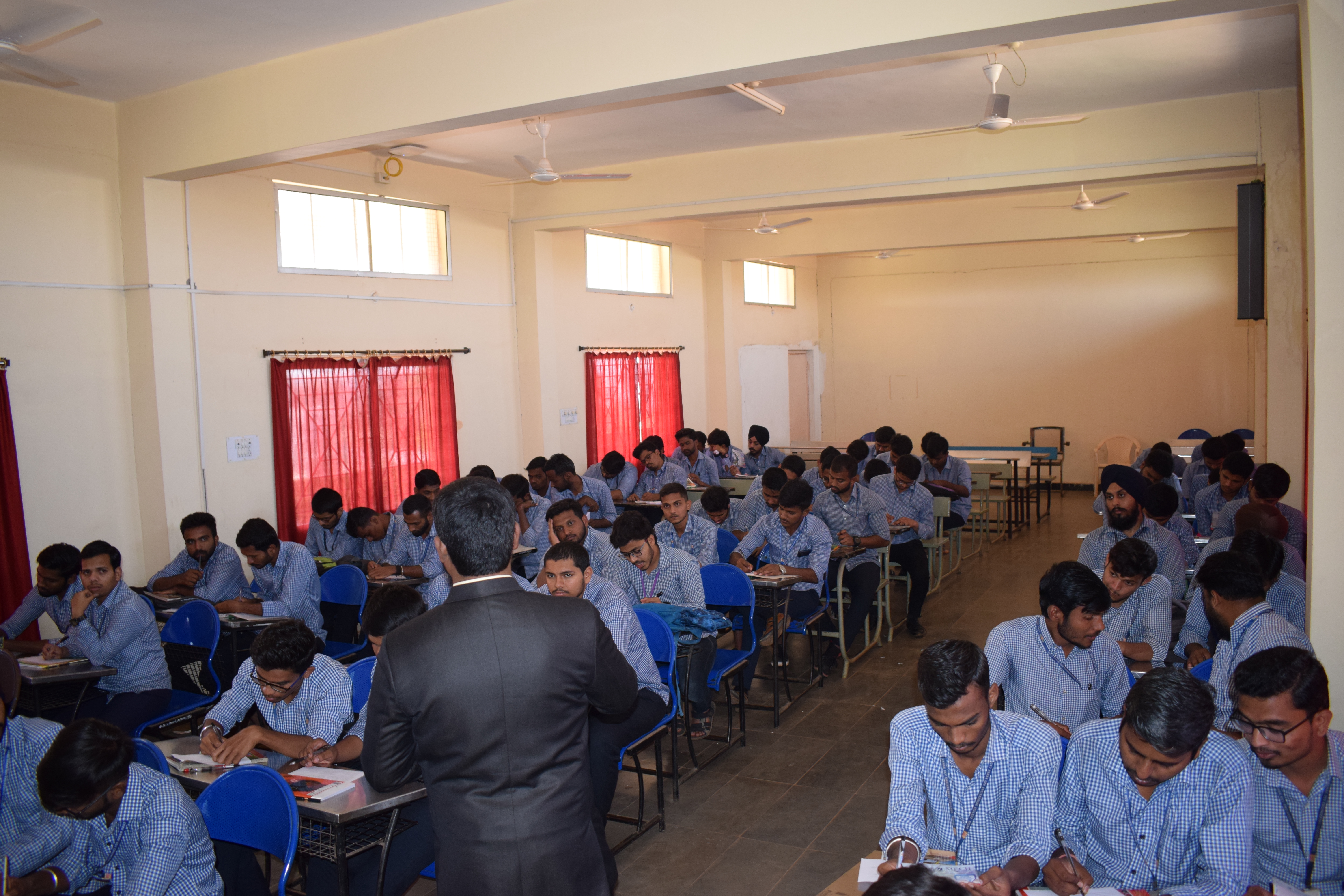 Symposium photo 5
